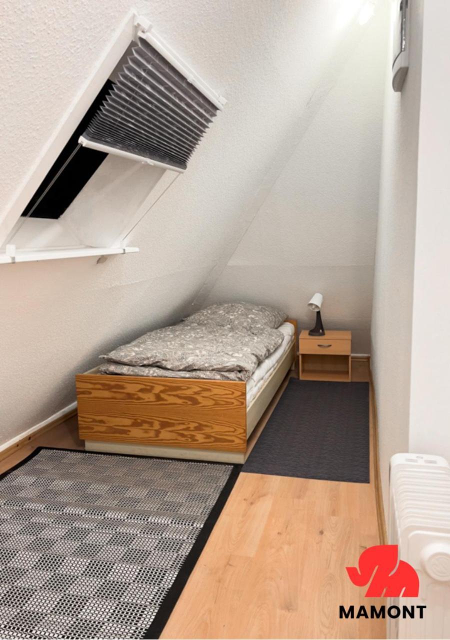 Schoene Und Geraeumige Monteurwohnung BRE